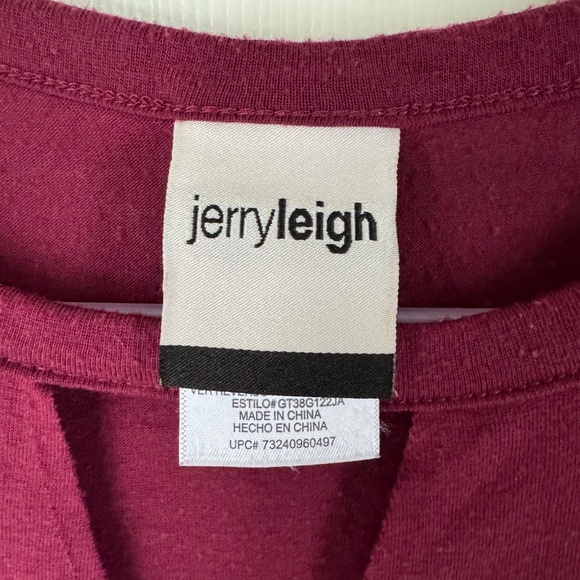 jerry leigh Maroon Tee with “The Struggle is Real" Junior Size Large - Picture 3 of 6